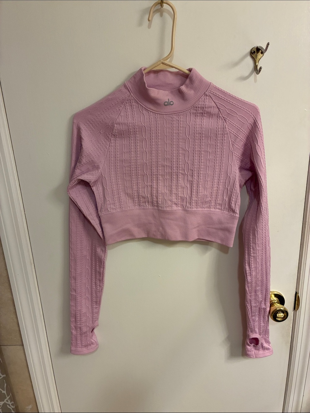 ALO Yoga Pink Cropped Cable-Knit Mock Neck Long Sleeve Top Sz XXS